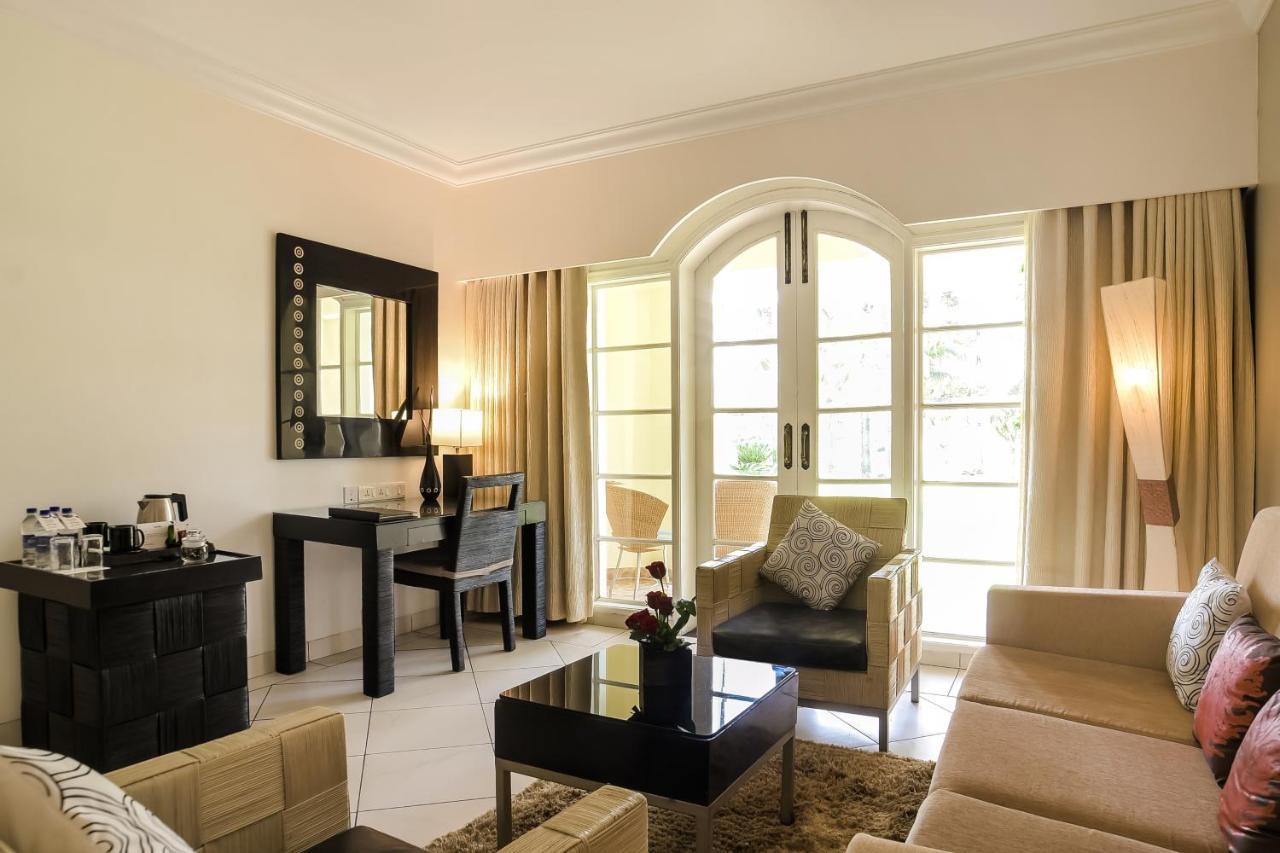 The Zuri White Sands, Goa Resort & Casino Varca Bagian luar foto