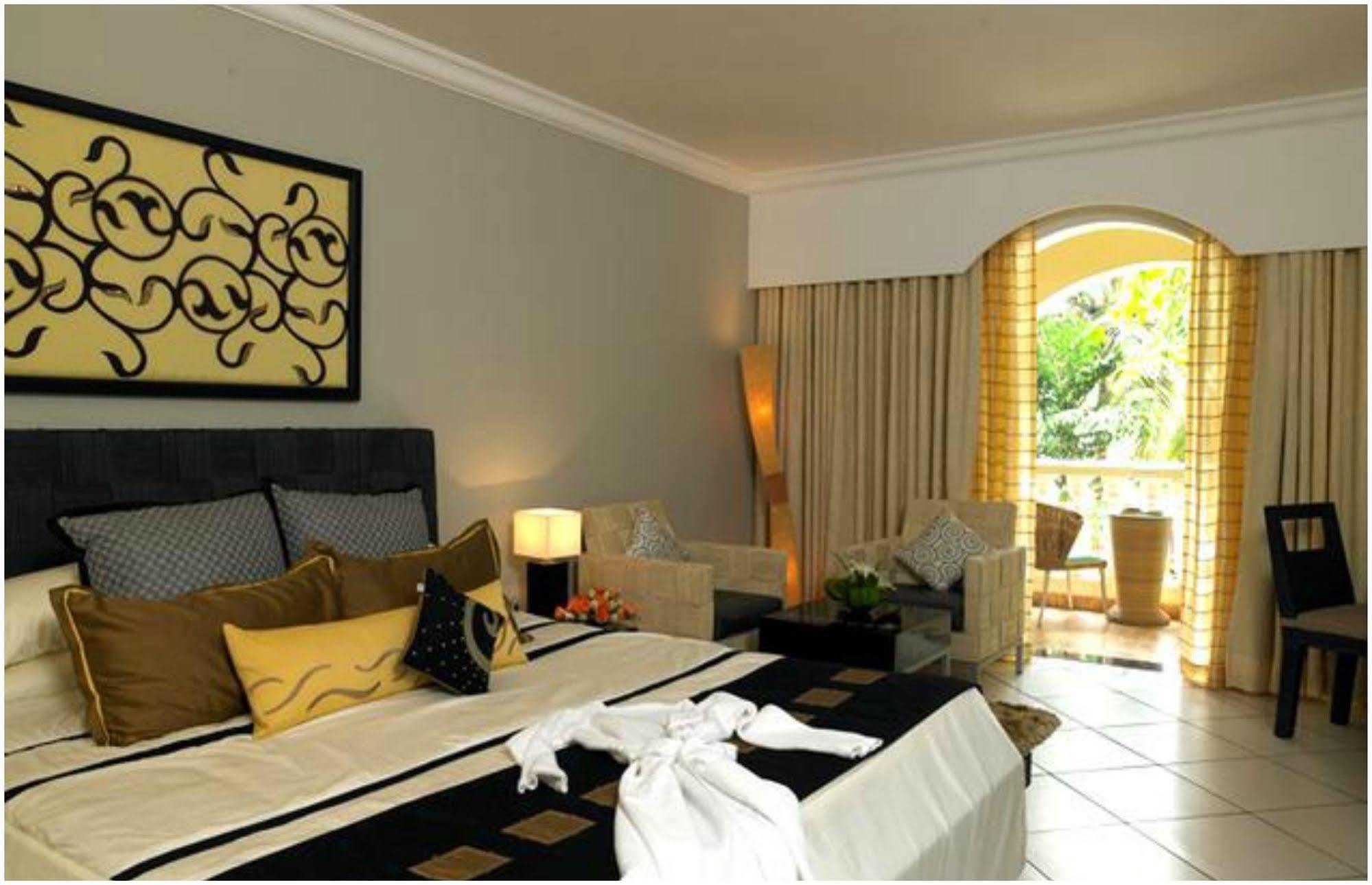 The Zuri White Sands, Goa Resort & Casino Varca Bagian luar foto